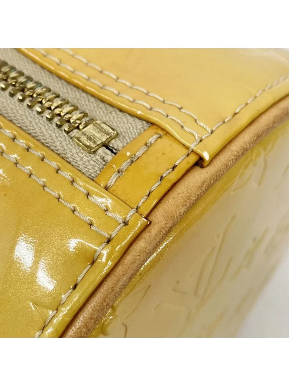 Louis Vuitton Handbag Vernis Bedford Beige